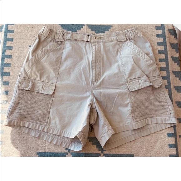 Men’s Columbia XL PFG Shorts Fishing Beige Cargo Utility Shorts Mesh Pockets XL - Picture 5 of 15